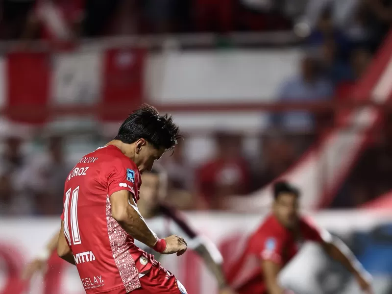Argentinos le gan&oacute; a Lan&uacute;s en el postergado