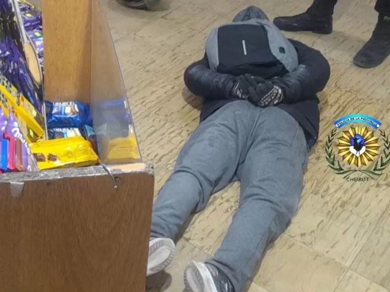 Un detenido en intento de robo a mano armada en un kiosco