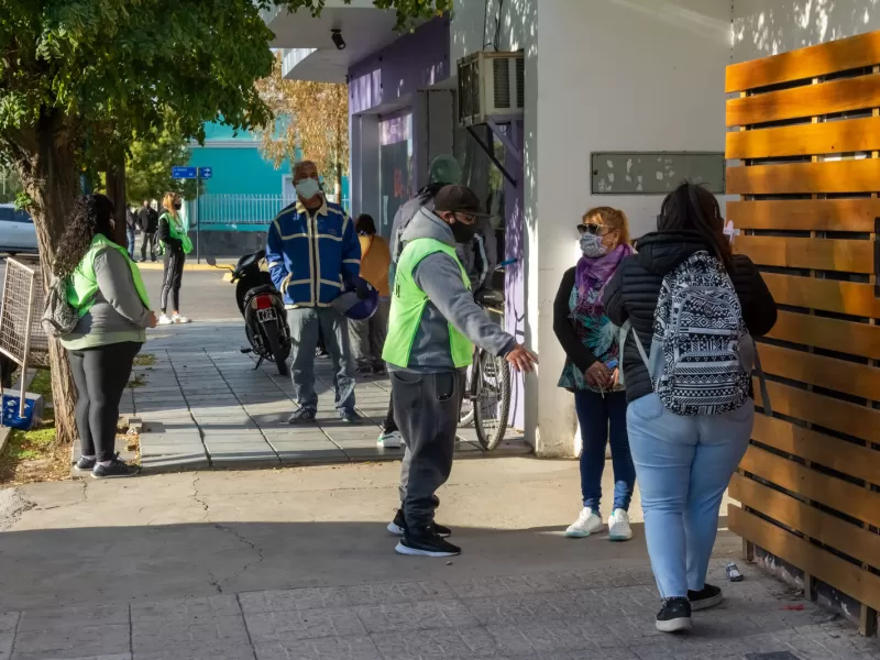 Hace seis a&ntilde;os se reforzaron controles contra el coronavirus