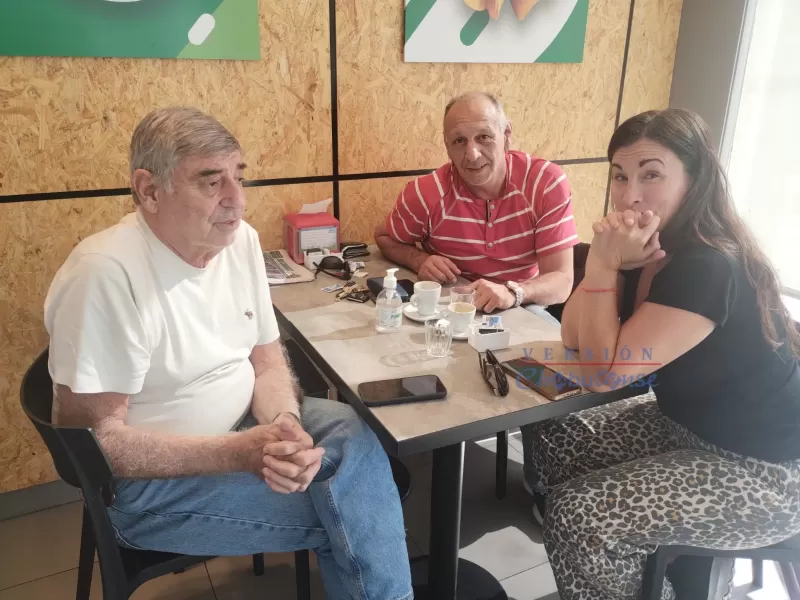 El radicalismo mueve las piezas de su tablero interno