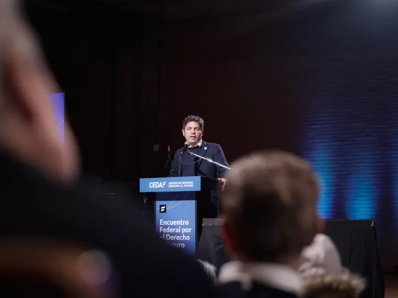 Kicillof llam&oacute; a "construir una estrategia nacional de desarrollo"