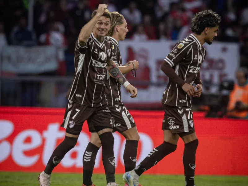 ¡Platense campeón!