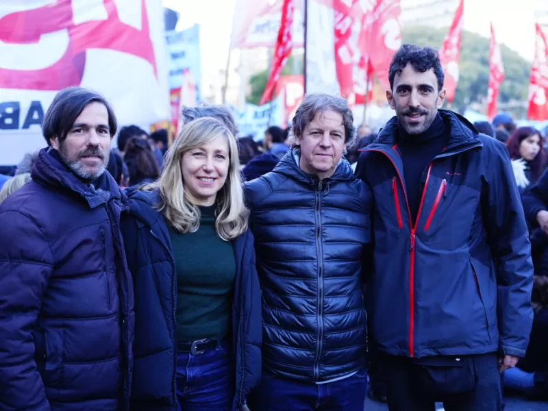 &iquest;C&oacute;mo analiza la izquierda el crecimiento en las encuestas?