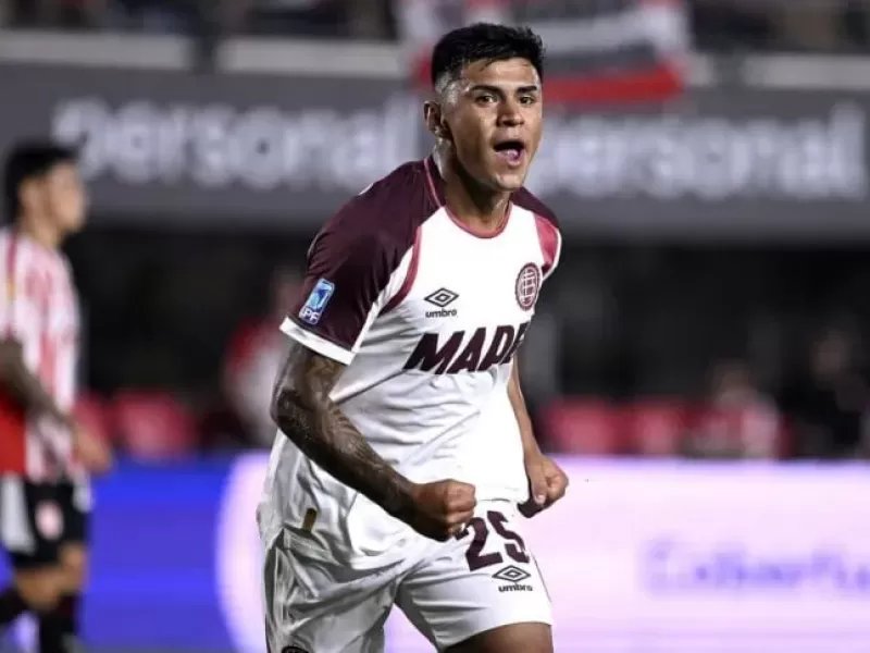 V&eacute;lez y Lan&uacute;s se enfrentan en el plato fuerte del s&aacute;bado