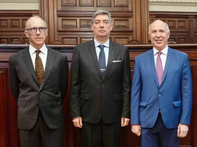 La Corte Suprema suspendi&oacute; la derogaci&oacute;n de la Ley de Tierras
