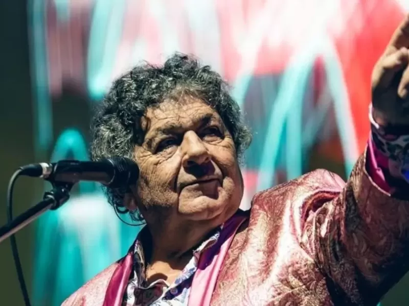 La familia de "Cacho" Deicas aseguró que el líder de Los Palmeras "va muy bien con su recuperación"