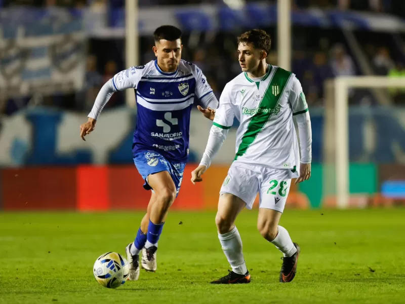 Banfield y Riestra avanzaron en la Copa Argentina