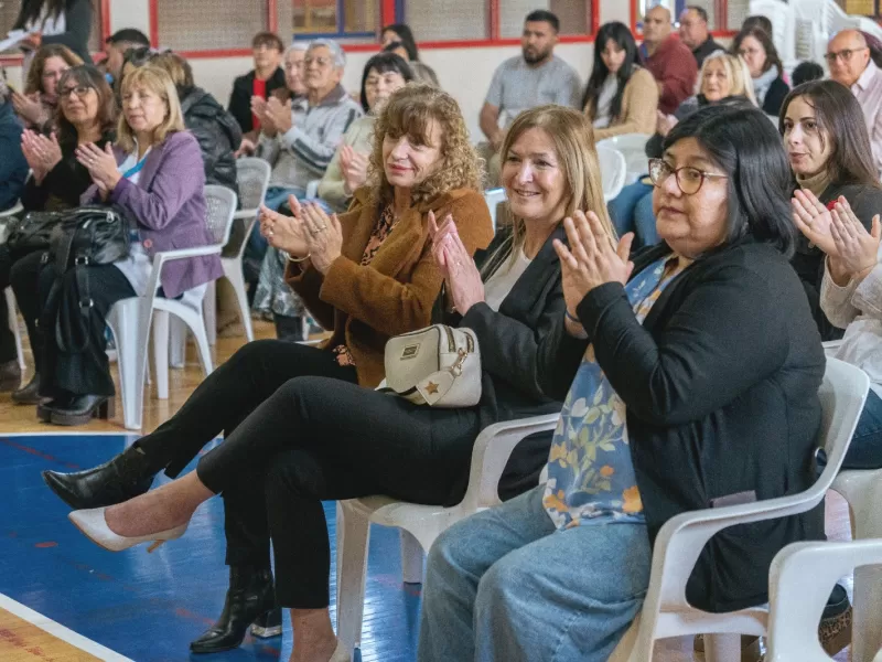 La diputada Tamame presente en celebración de la Escuela N°552