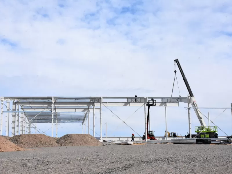 Merino destacó la construcción de Maxiconsumo