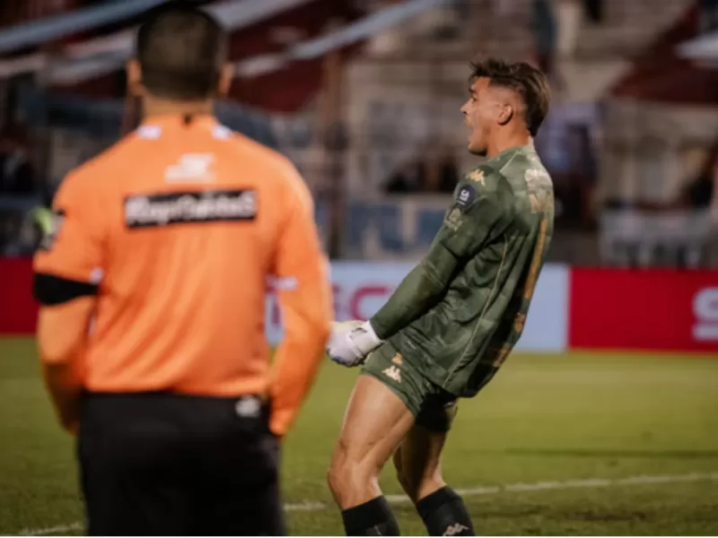 Atl&eacute;tico Tucum&aacute;n venci&oacute; al campe&oacute;n vigente y se meti&oacute; en semis de la Copa Argentina