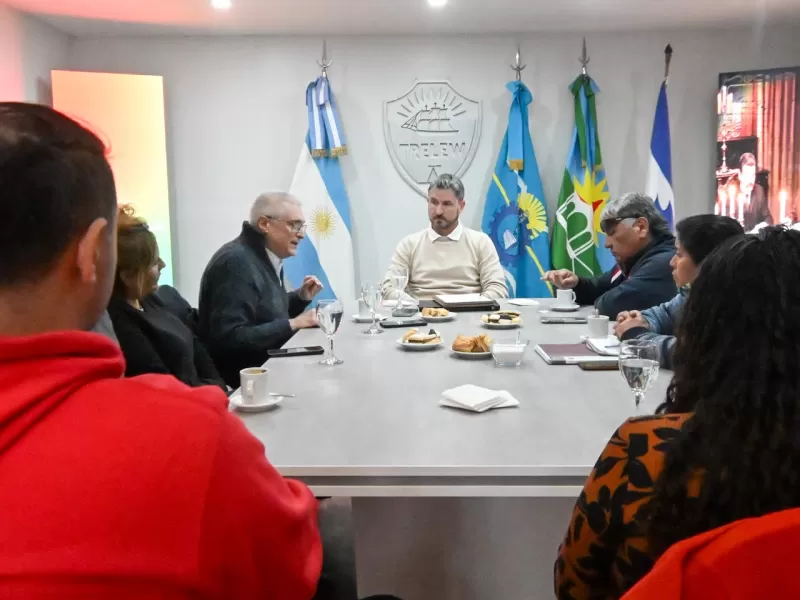 Merino resalt&oacute; el trabajo conjunto con las Asociaciones Vecinales