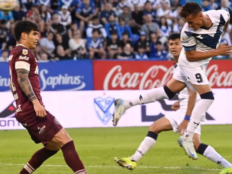 Lanús fue efectivo y superó a Vélez