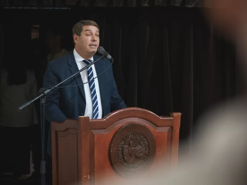 Los primeros movimientos buscando al sucesor de Biss