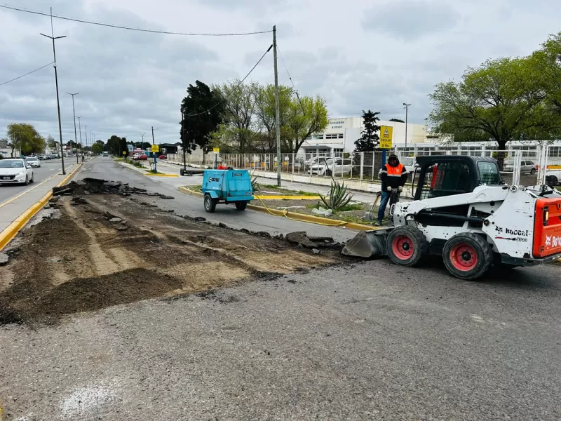 Trabajos de reparaci&oacute;n de la Avenida Ant&aacute;rtida Argentina