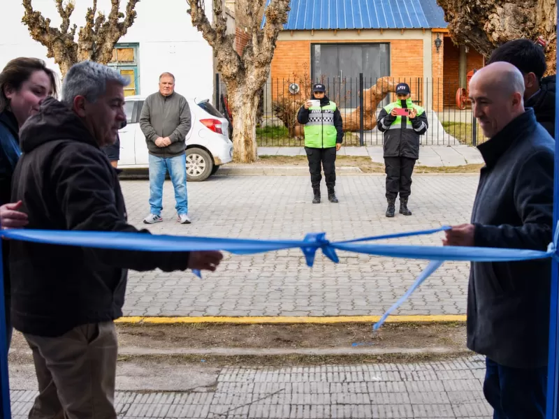 Provincia  inauguró un Centro de Emisión de Licencias