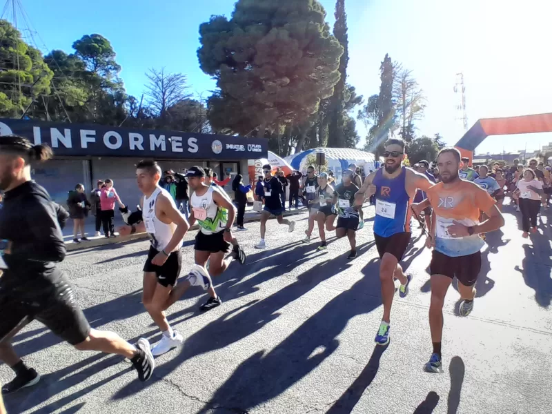 Se desarroll&oacute; la "Corrida de los Clubes" con m&aacute;s de cien participantes