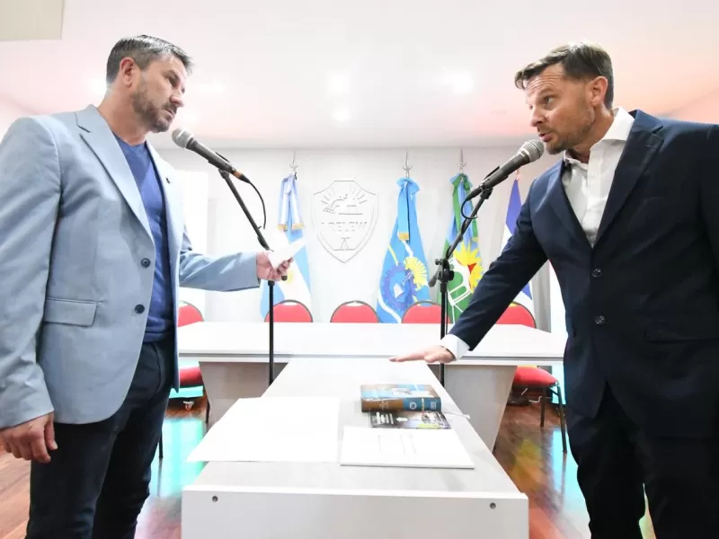 Merino puso en funciones a Ben&iacute;tez en Hacienda