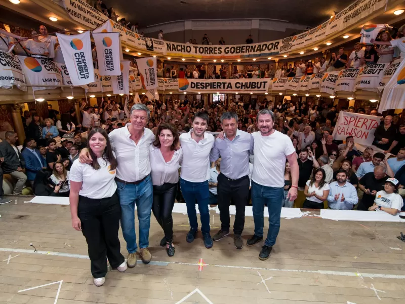 Con Torres a la cabeza, Despierta Chubut cerró la campaña en Trelew