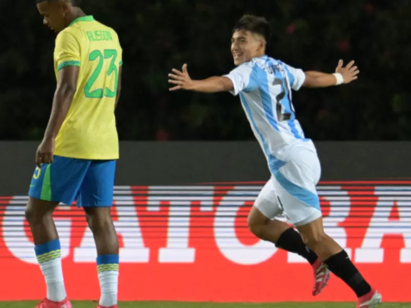 Ian Subiabre abrió el camino en la histórica goleada de Argentina a Brasil