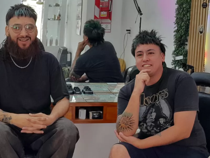 Barberos realizan evento a beneficio de comedor solidario