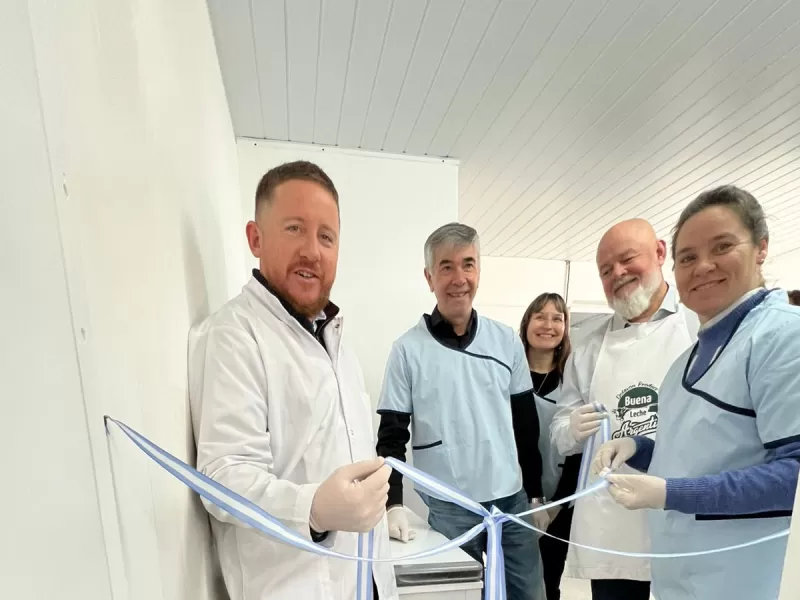La ministro Mirantes inauguró Sala de Elaboración de Quesos Artesanales
