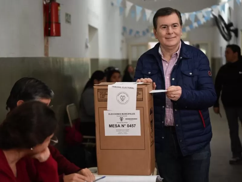 El Frente C&iacute;vico arras&oacute; en las elecciones municipales