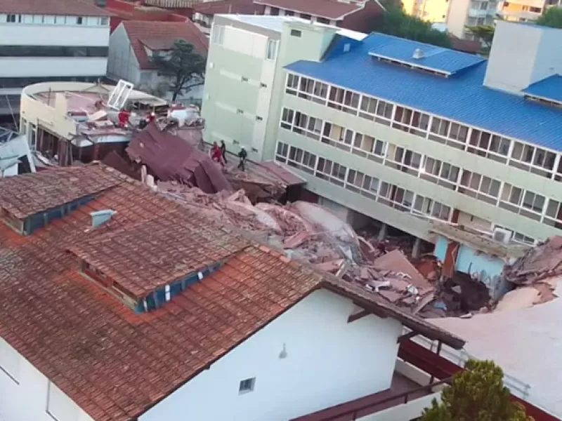 Tragedia en Villa Gesell: se derrumbó un edificio de 10 pisos
