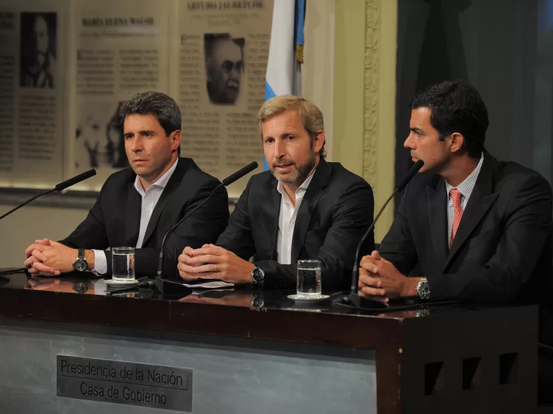 Frigerio prometi&oacute; cumplir con pago de deudas a las provincias "peronistas"