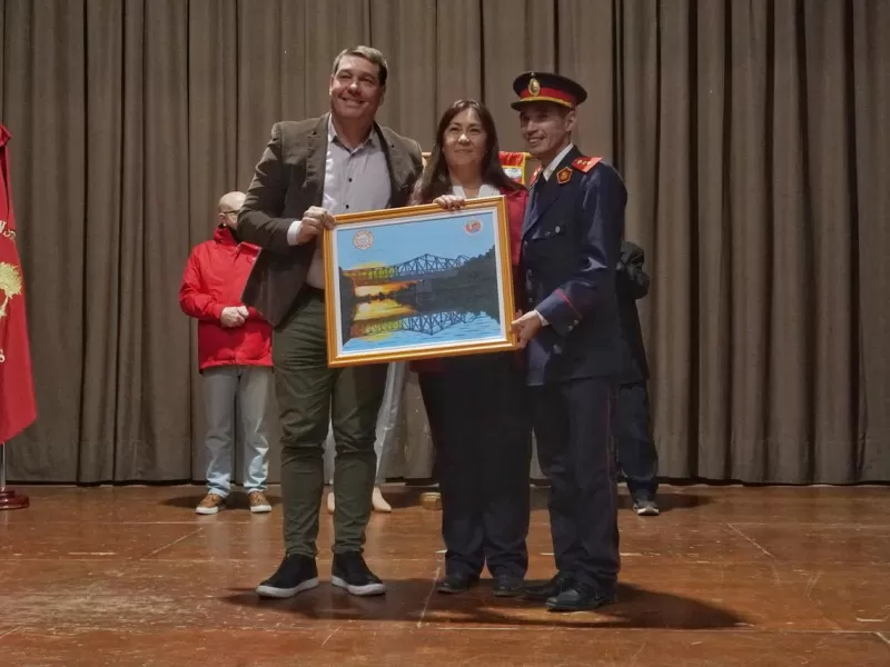 Biss: "Los bomberos continuamente miden la necesidad de ayudar"
