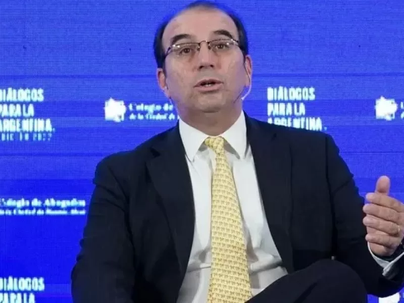 García-Mansilla se presentó en el Senado para defender su postulación a la Corte Suprema
