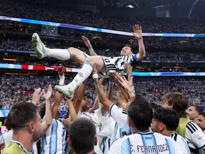 &iexcl;Argentina heroica!