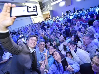 Kicillof desembarc&oacute; en C&oacute;rdoba y avanza en su armado nacional