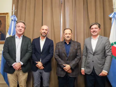 Quintela cruz&oacute; a Milei por el RIGI y defendi&oacute; los proyectos productivos de La Rioja