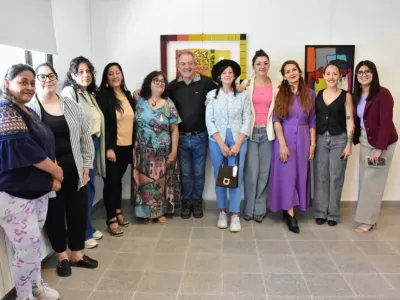 “Mariposas”, una muestra que abraza memoria y lucha en el 25N