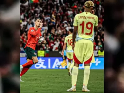 Portugal y Espa&ntilde;a disputan el partido de la jornada
