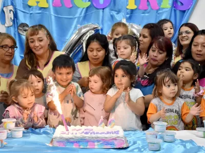 El Jardín Maternal Arco Iris celebró 40 años