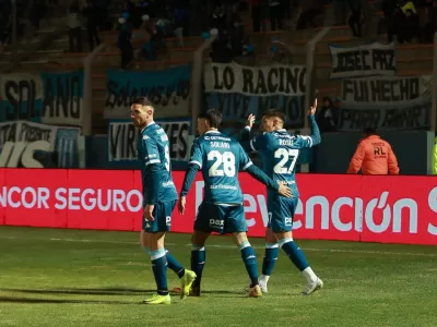 Racing lo dio vuelta y avanzó en Copa Argentina