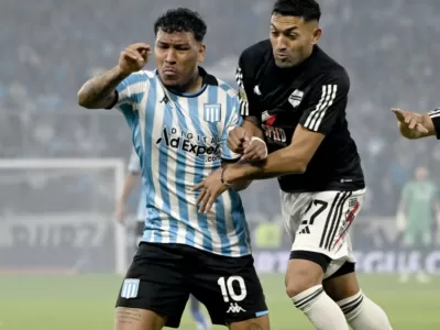 Racing y Riestra buscan un lugar en cuartos de la Copa Argentina