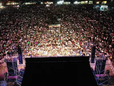 Una multitud acompa&ntilde;&oacute; el Telebingo Solidario