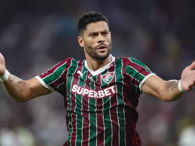 Platense cay&oacute; ante Fluminense en Brasil