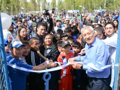 El SEC inauguró nuevas canchas y un SUM multideportivo