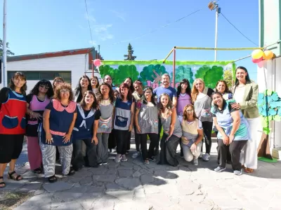 Merino acompa&ntilde;&oacute; el inicio del ciclo lectivo en el Jard&iacute;n Maternal Municipal 2415