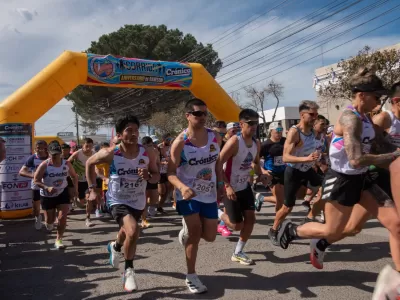 M&aacute;s de 200 competidores en la primera Corrida Diario Cr&oacute;nica