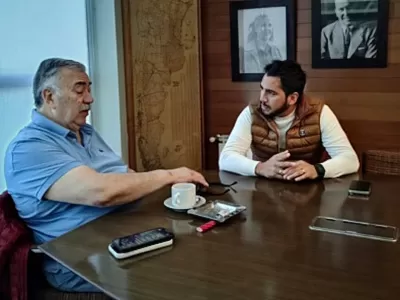 Reuni&oacute;n por la unidad del peronismo entre Emanuel Coli&ntilde;ir y H&eacute;ctor Gonz&aacute;lez