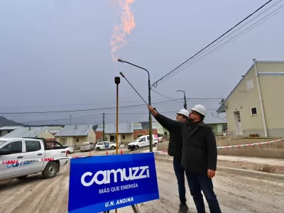 M&aacute;s de cien familias de Valle Chico tienen gas