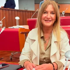 "La gente se est&aacute; reinventando para cubrir sus necesidades"